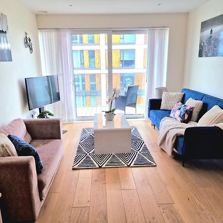 Lt Riverview Apartments East Greenwich Londra Dış mekan fotoğraf